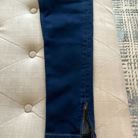 Banana Republic Ankle Jeans, Size 6 - Picture 3 of 5